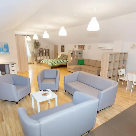Dom 15 Guest house 3*